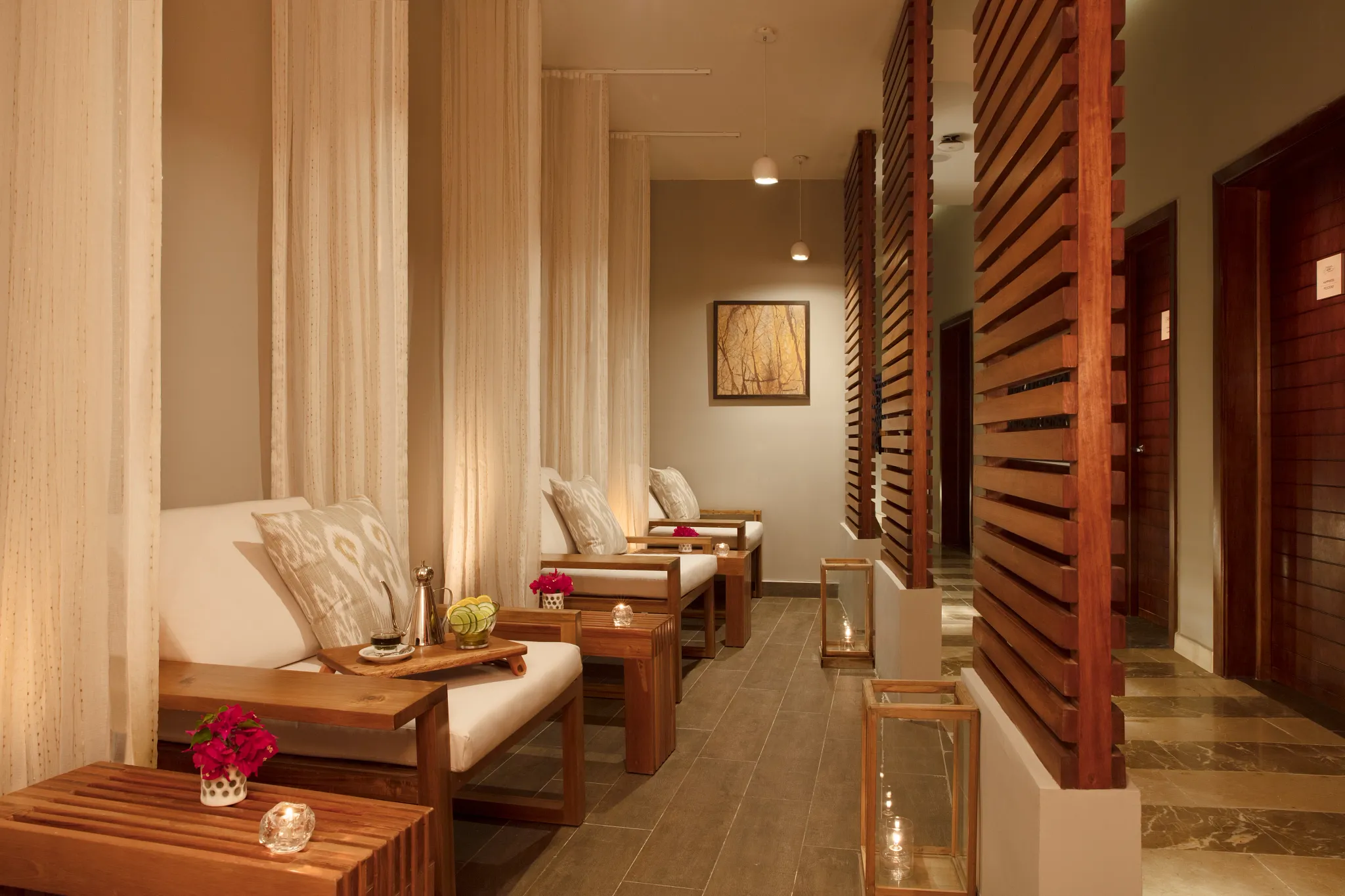 Peaceful spa relaxation lounge with private seating at Dreams Dominicus La Romana.